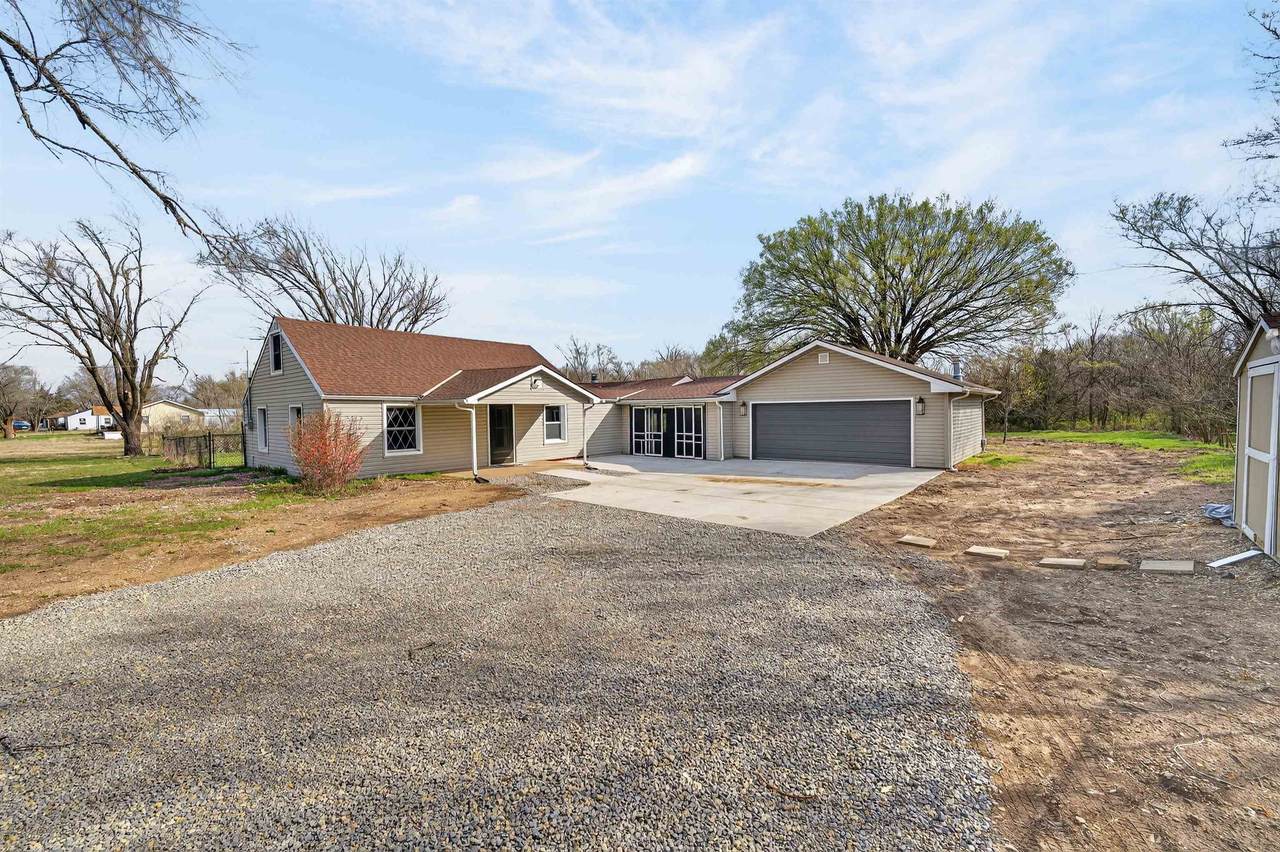 17250 Bannon Rd - Photo 1