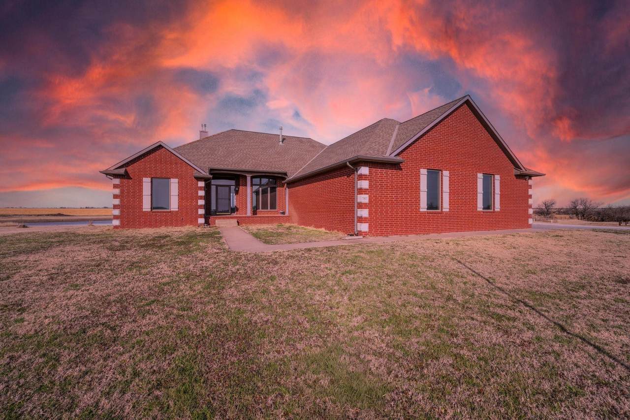 757 Meridian Rd - Photo 1