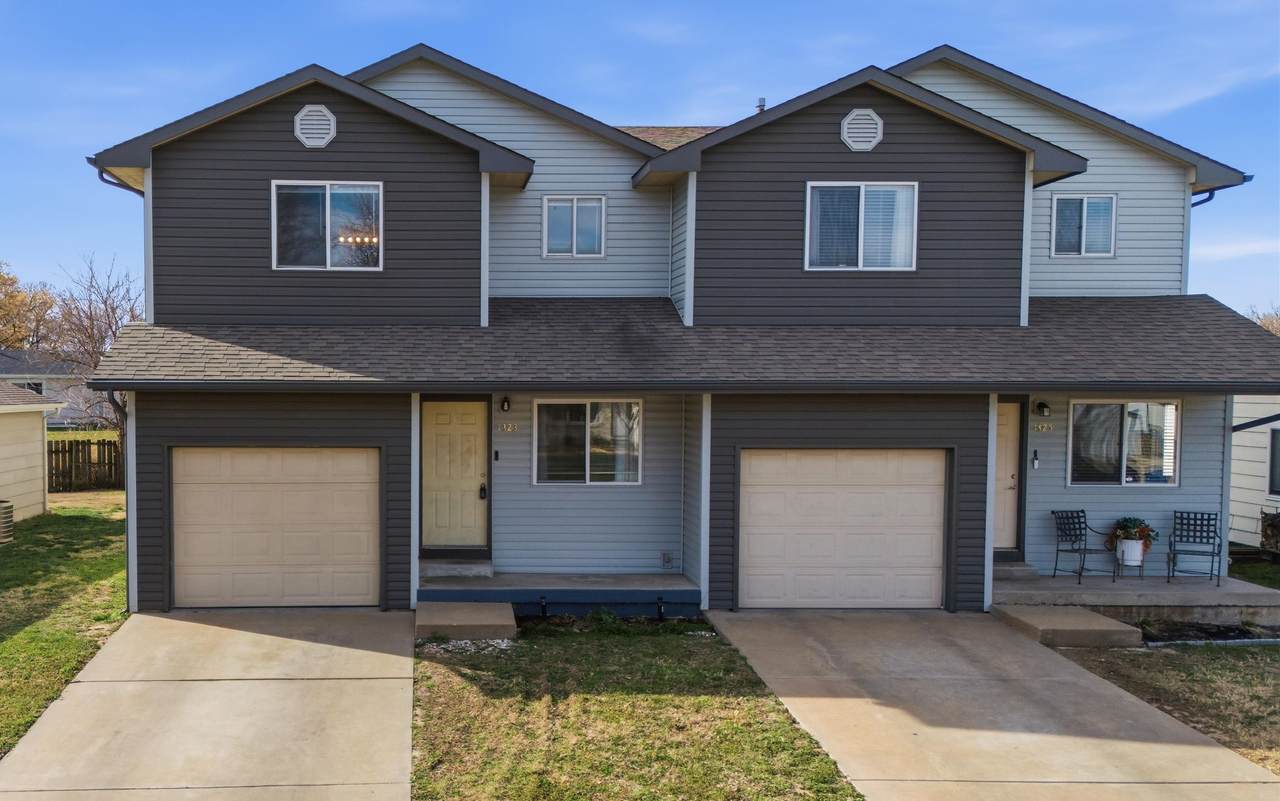 1323 Nottingham Cir - Photo 1