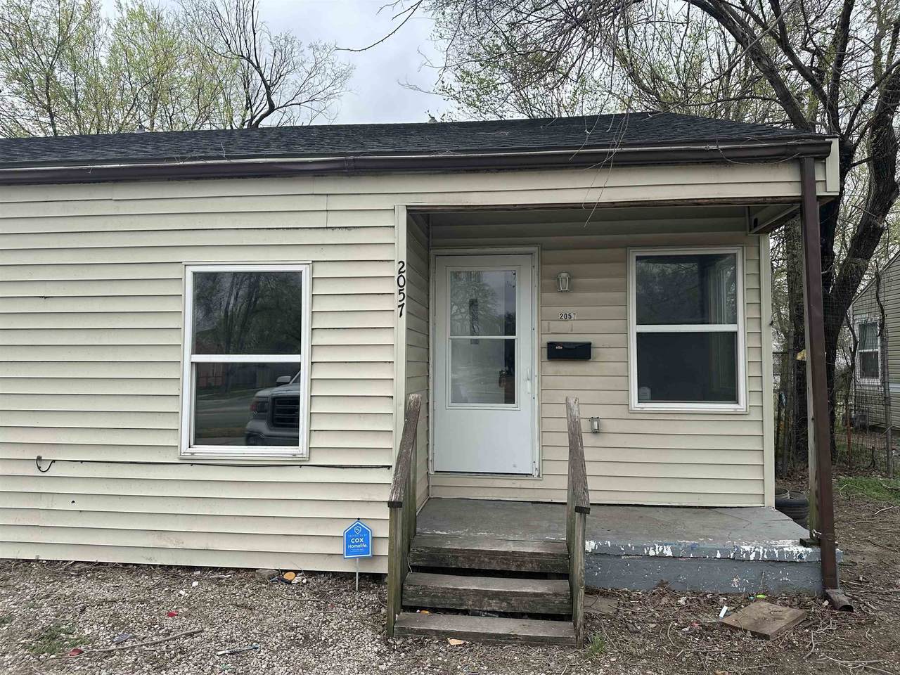 2057-2059 9th - Photo 1