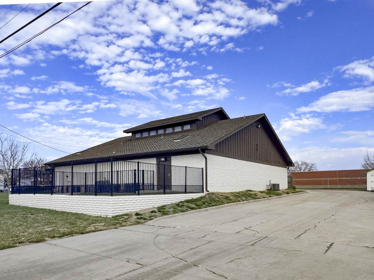 https://bt-photos.global.ssl.fastly.net/wichita/1280_boomver_1_670537-1.jpg