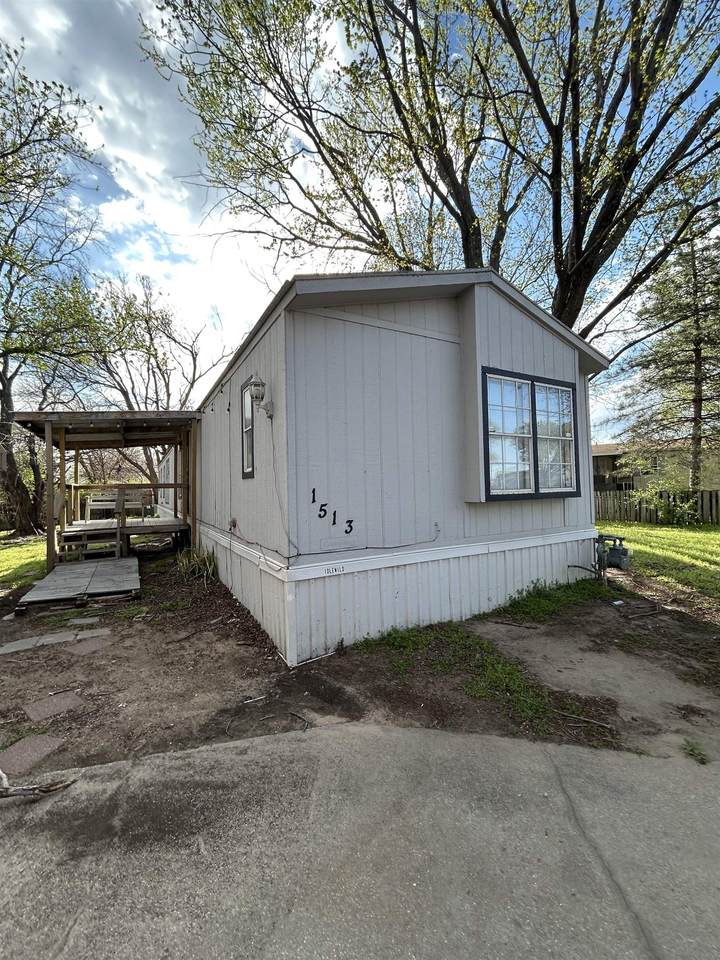 https://bt-photos.global.ssl.fastly.net/wichita/1280_boomver_1_670661-1.jpg