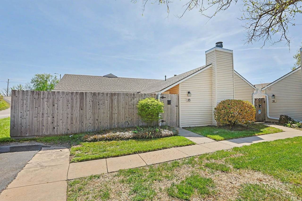 23 Chisholm Creek Dr - Photo 1