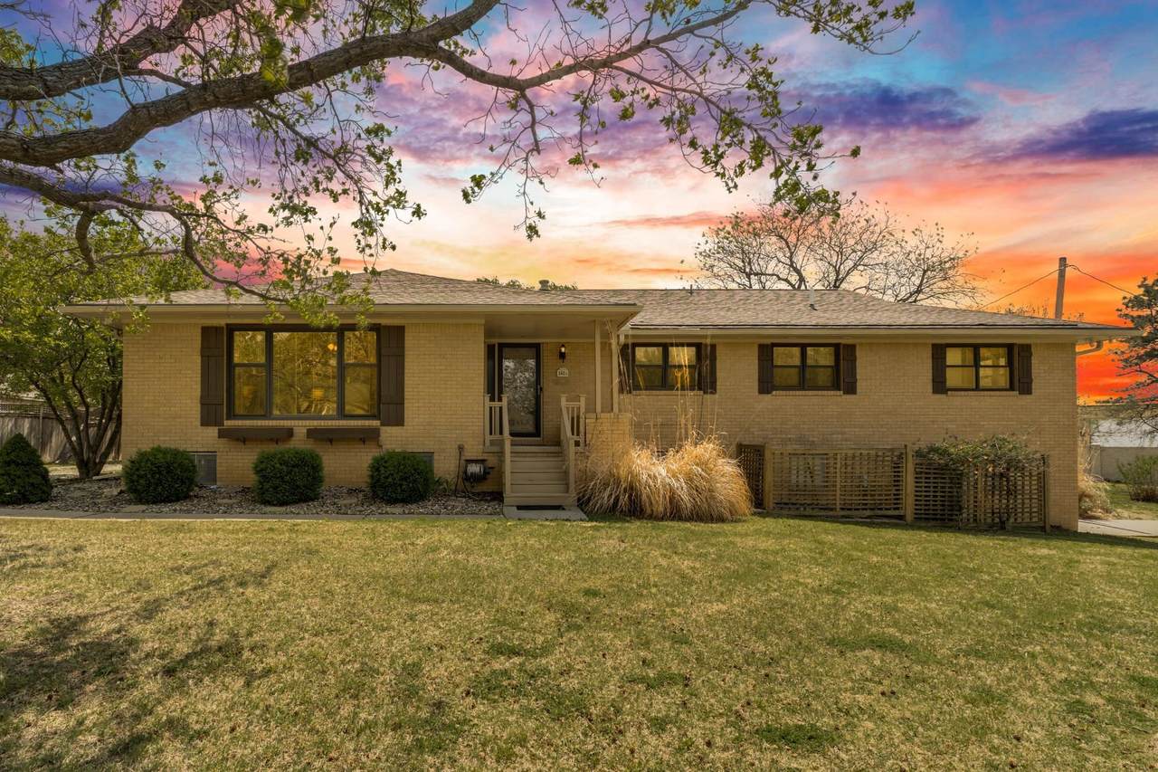 340 Hillsdale - Photo 1