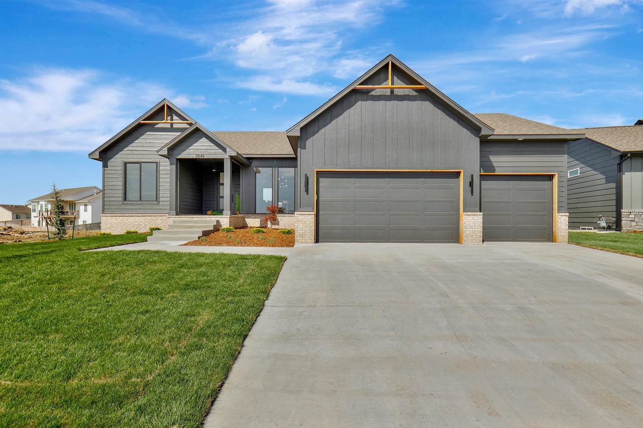 2530 Emerald Ct - Photo 1