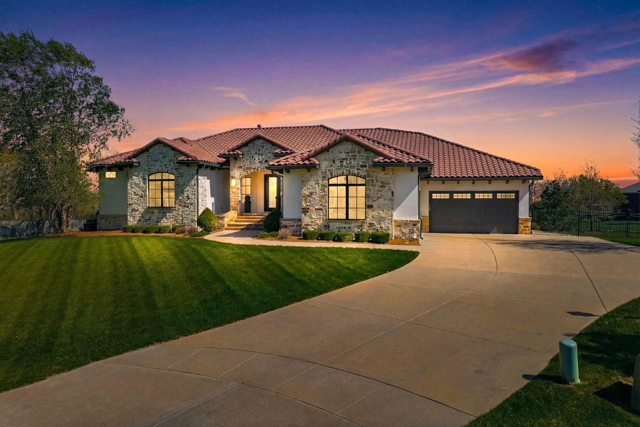 10721 Crestwood Ct - Photo 1