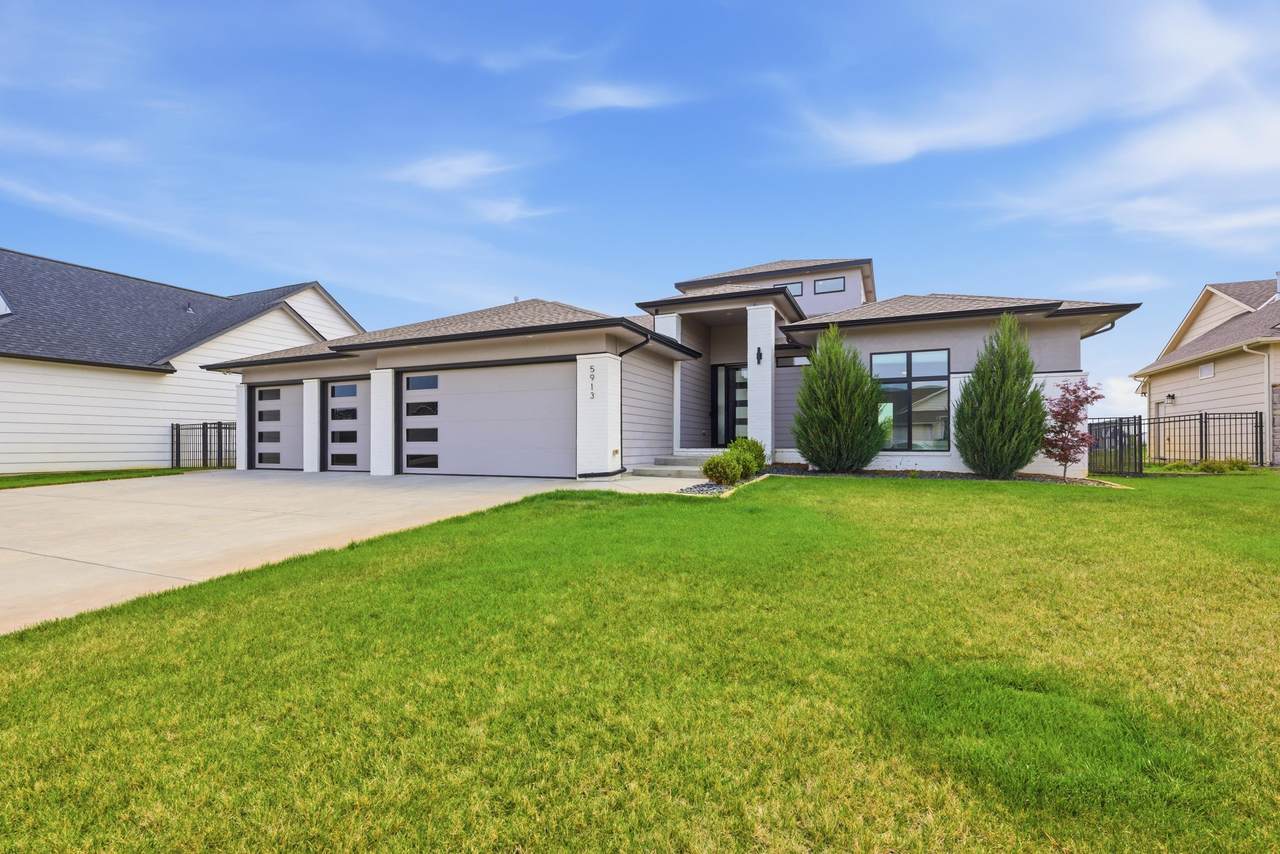 5913 Driftwood St - Photo 1