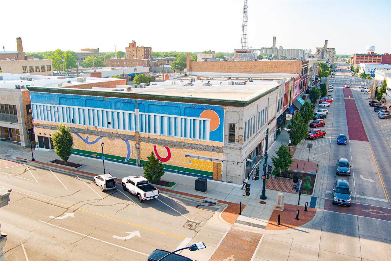 https://bt-photos.global.ssl.fastly.net/wichita/1280_boomver_1_671358-1.jpg