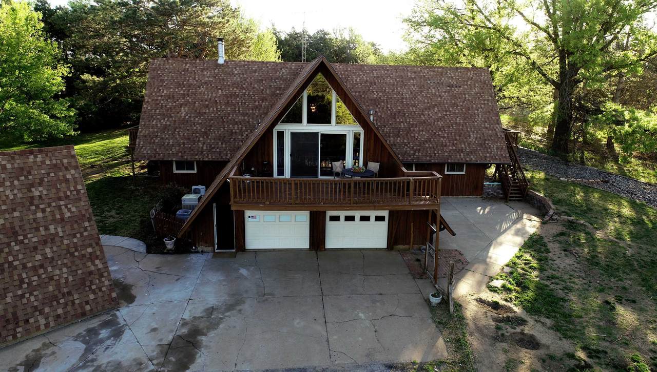 701 Perry St - Photo 1