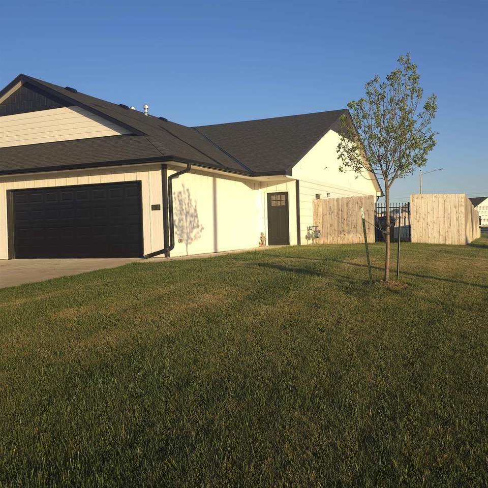 3631 45th St S - Photo 1