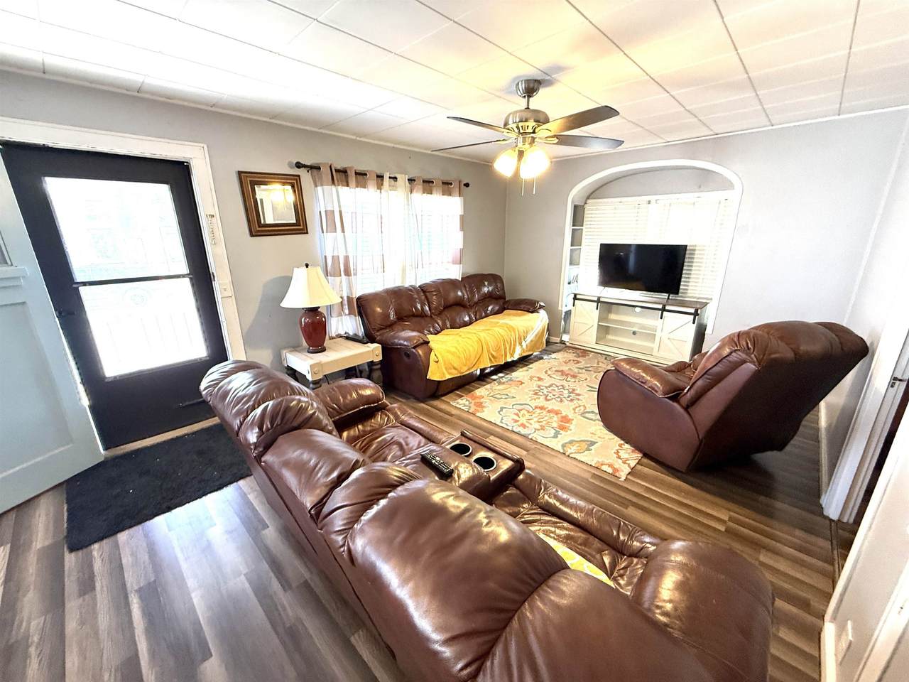 https://bt-photos.global.ssl.fastly.net/wichita/1280_boomver_1_671641-1.jpg