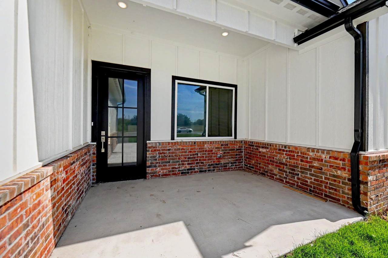 https://bt-photos.global.ssl.fastly.net/wichita/1280_boomver_2_671718-1.jpg