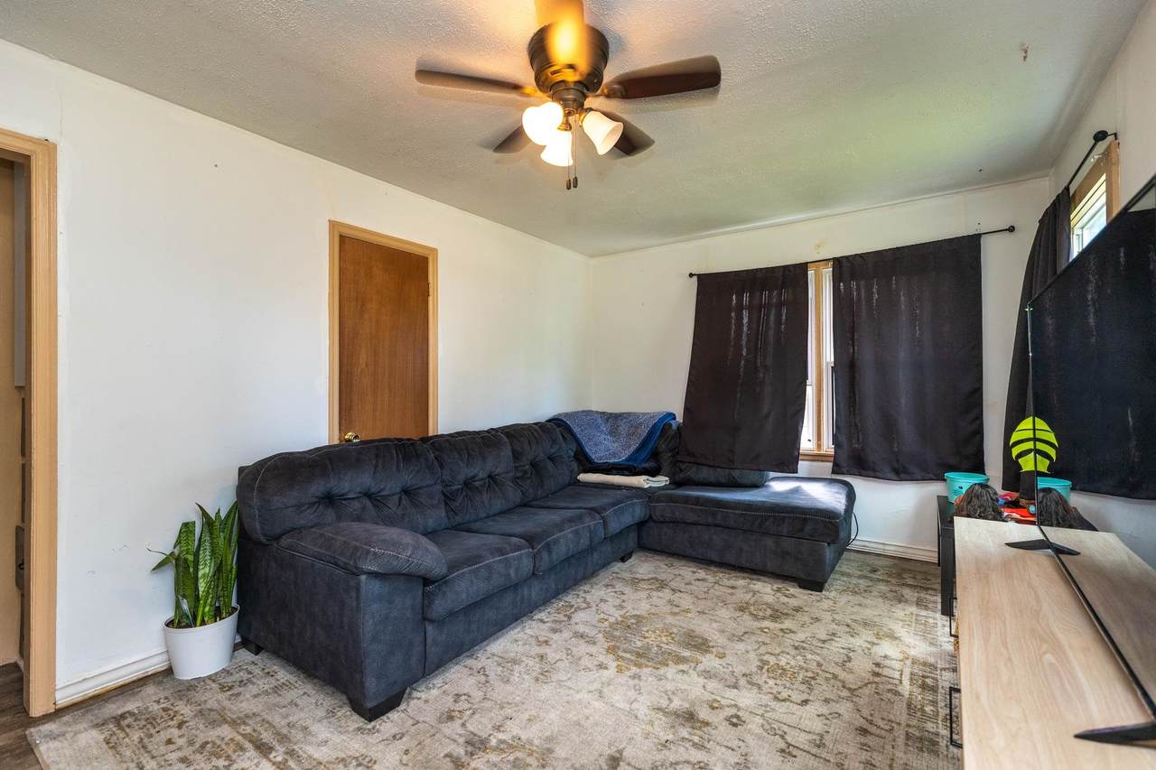 https://bt-photos.global.ssl.fastly.net/wichita/1280_boomver_1_671727-1.jpg