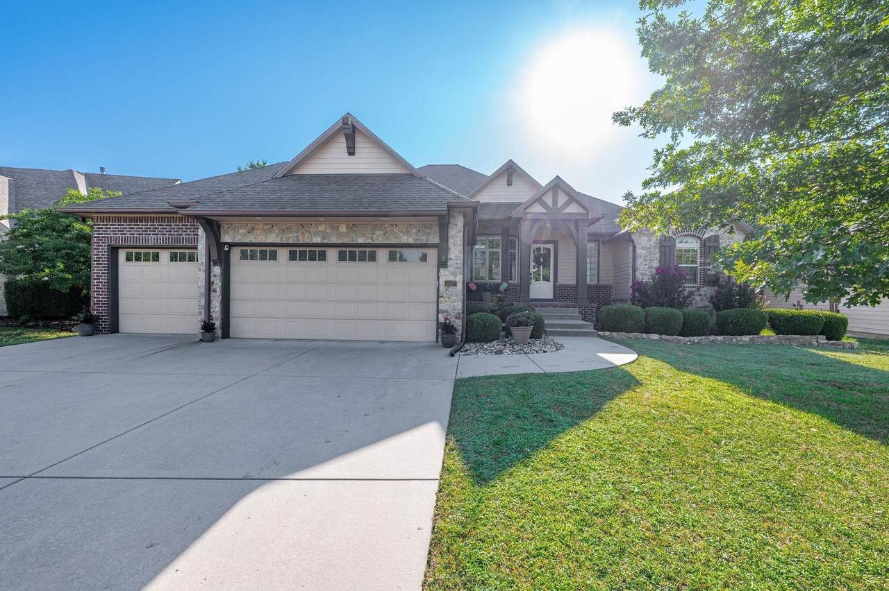 1427 Timber Falls Ct - Photo 1
