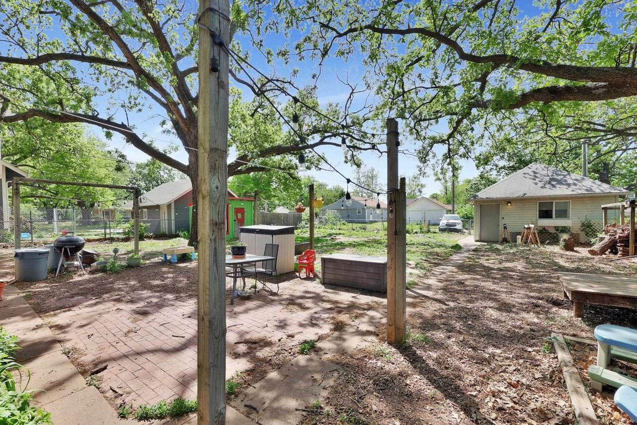 https://bt-photos.global.ssl.fastly.net/wichita/1280_boomver_1_672017-1.jpg