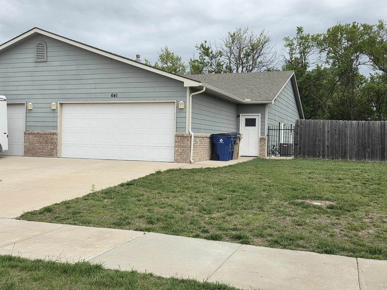 641 Grandstone - Photo 1