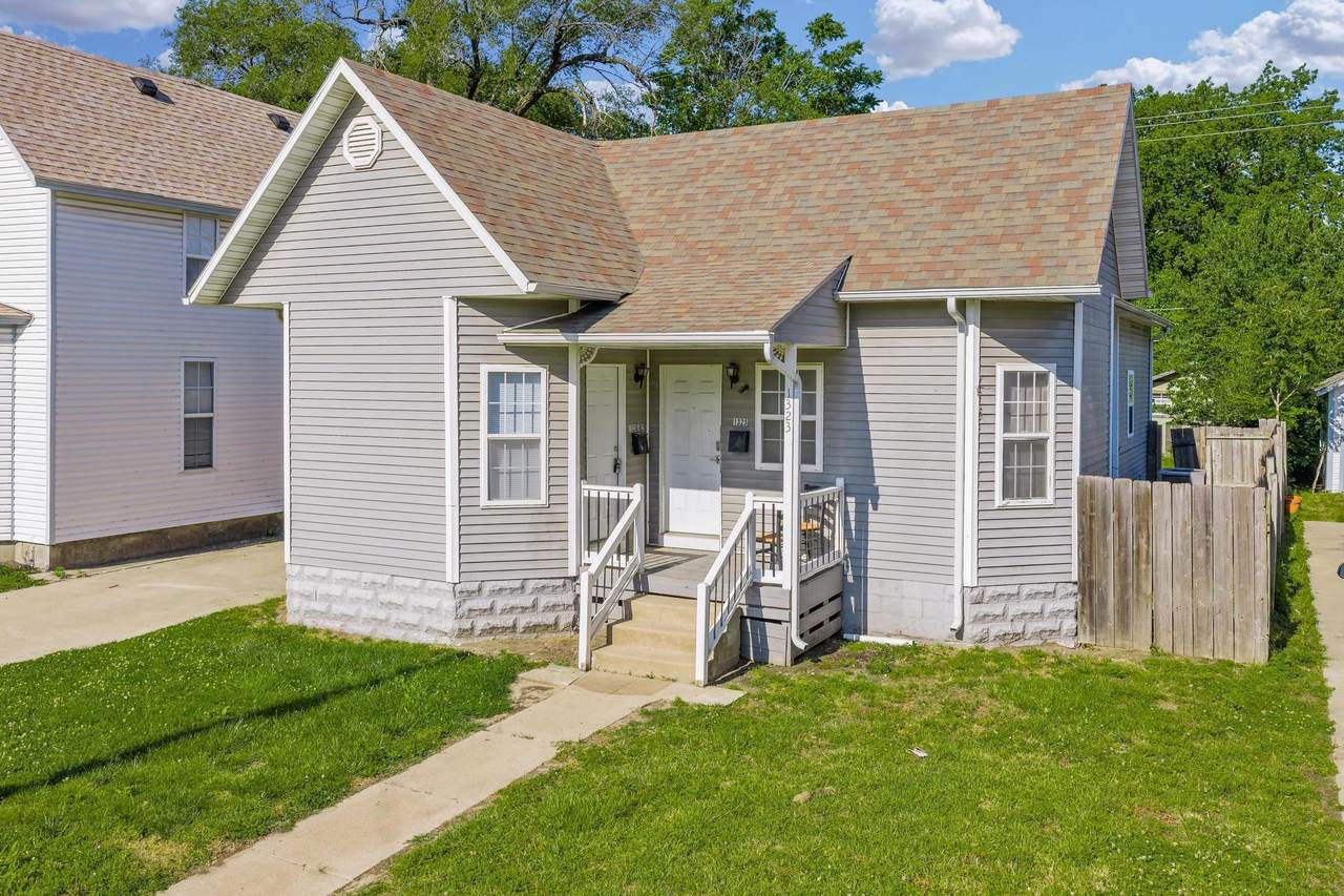 1323 Main St - Photo 1