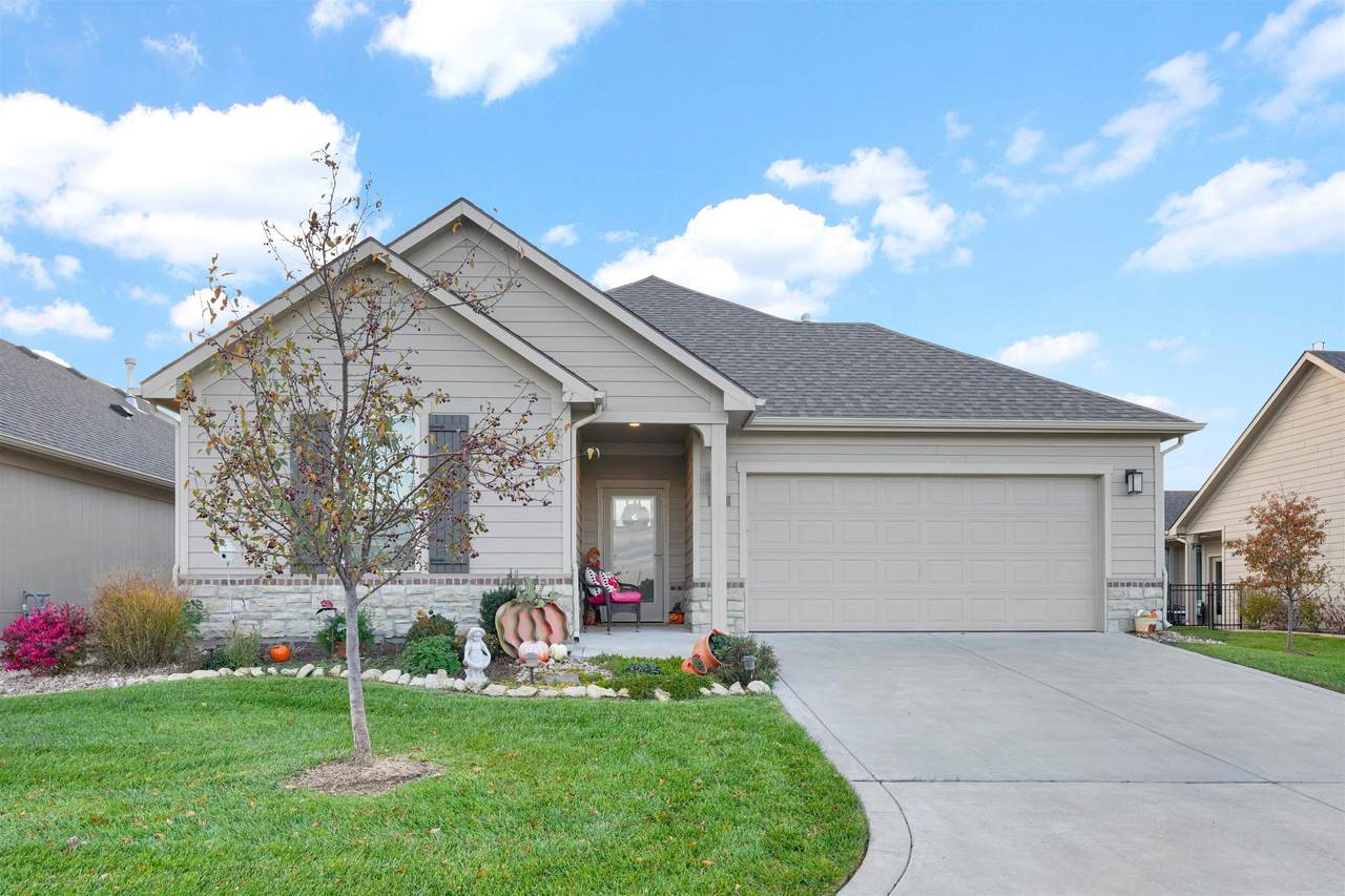 4965 Indian Oak St - Photo 1