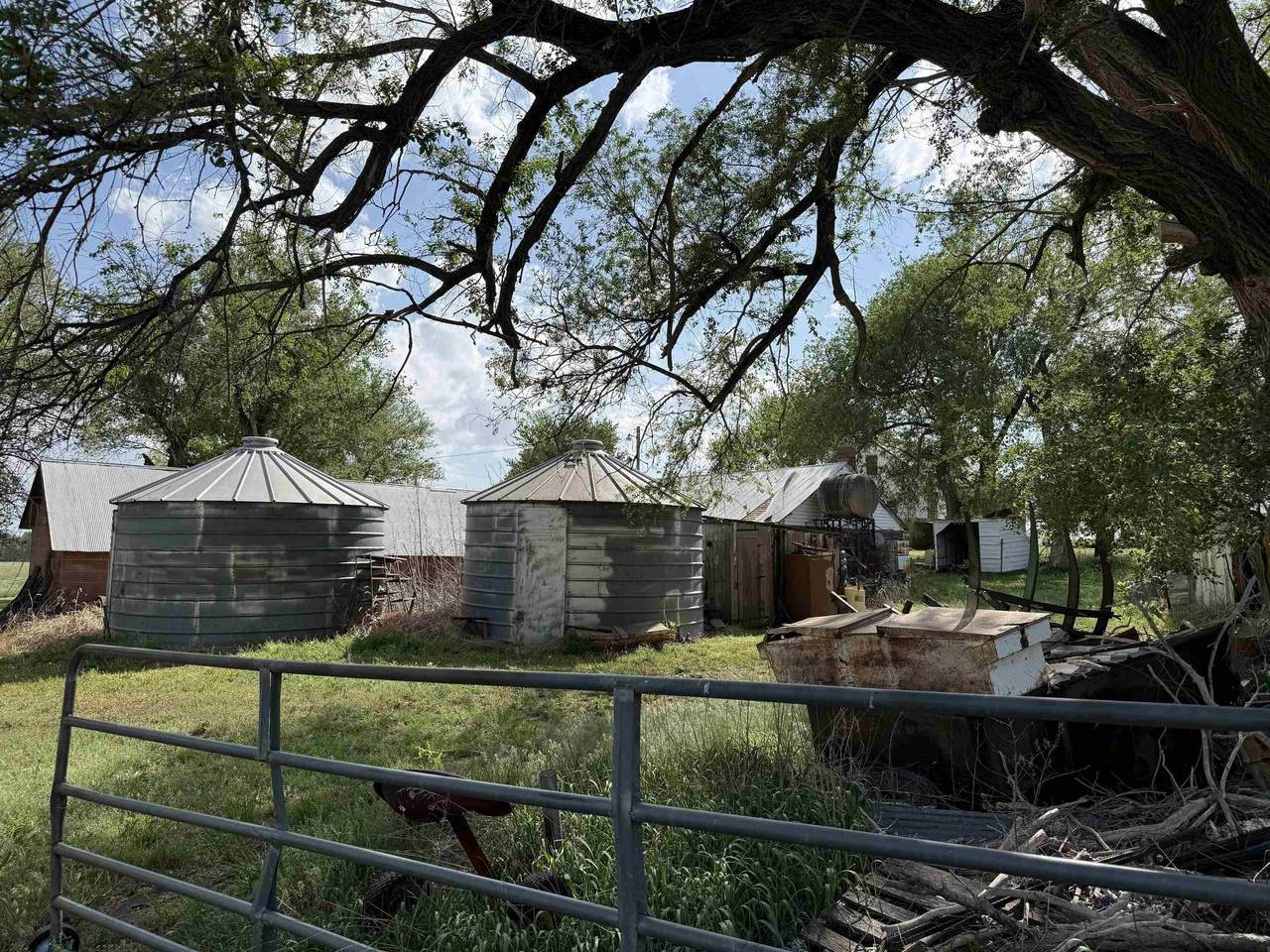 https://bt-photos.global.ssl.fastly.net/wichita/1280_boomver_1_672394-1.jpg