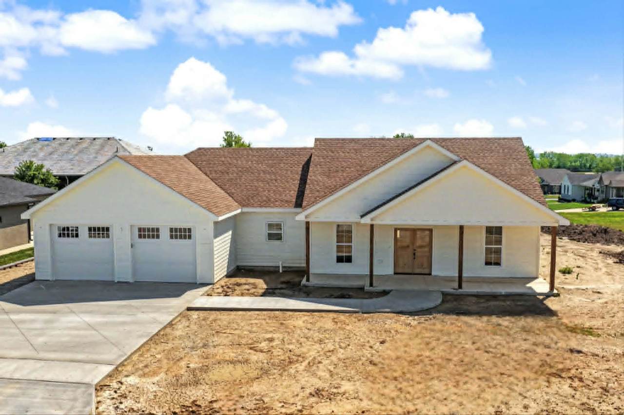 1537 Cedar Point Pl. - Photo 1