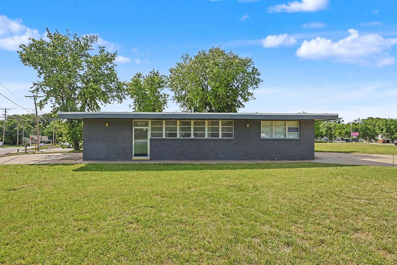 1601 State St. - Photo 1