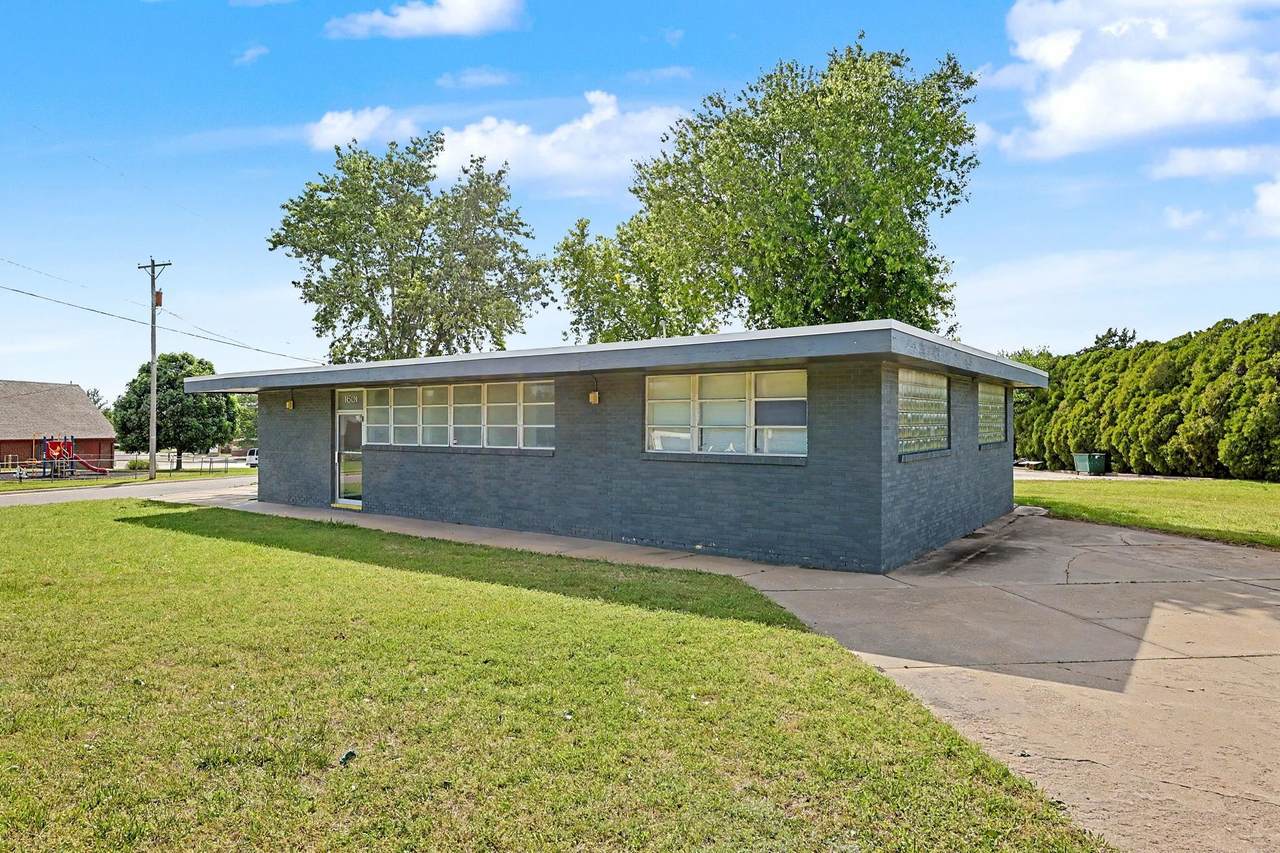 https://bt-photos.global.ssl.fastly.net/wichita/1280_boomver_1_672661-1.jpg