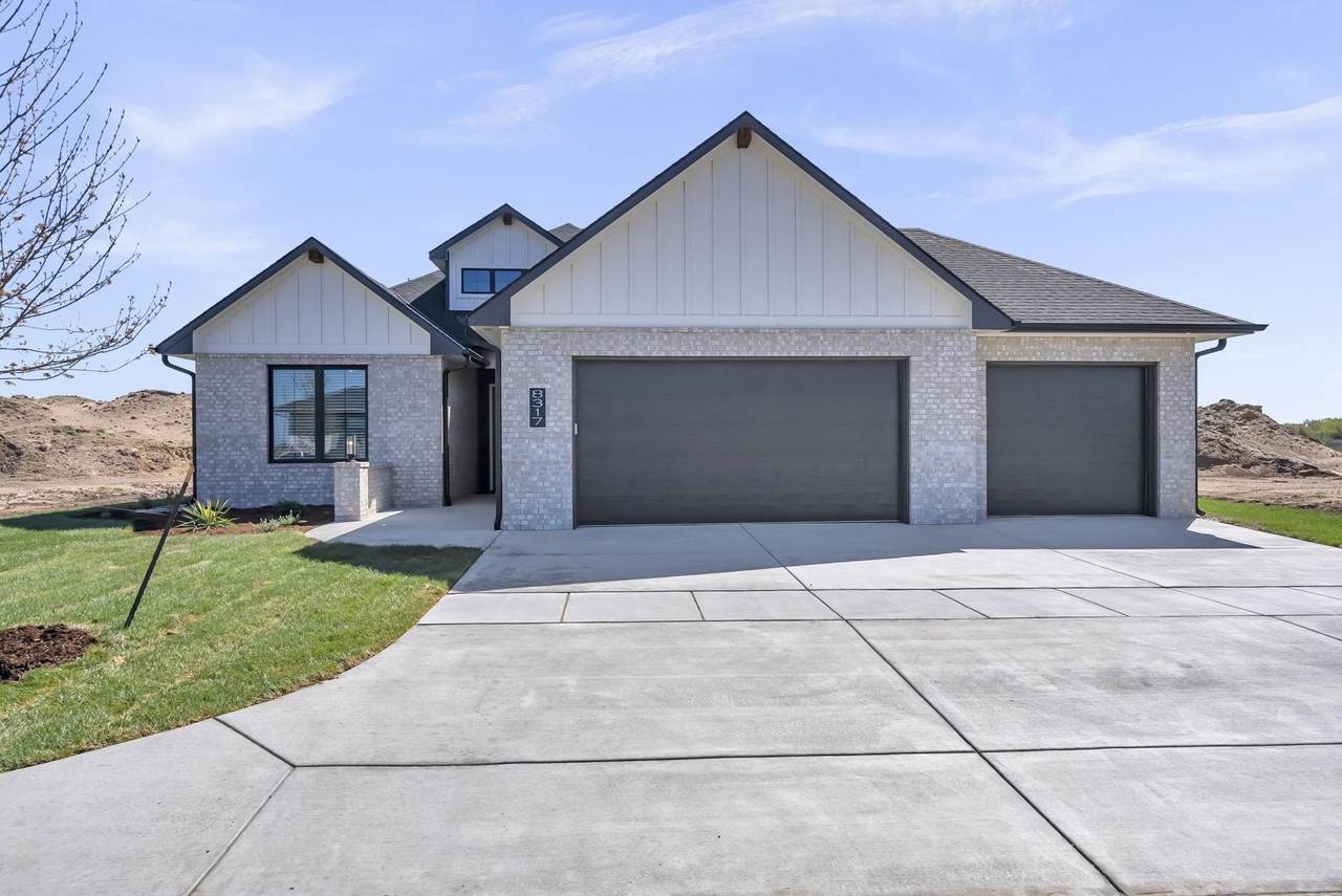 8317 Waterway Ct - Photo 1