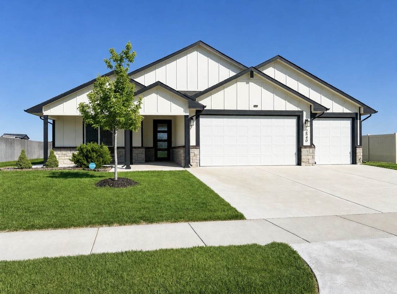 2540 Spring Hollow St - Photo 1