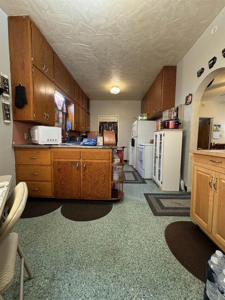 https://bt-photos.global.ssl.fastly.net/wichita/orig_boomver_1_673236-1.jpg