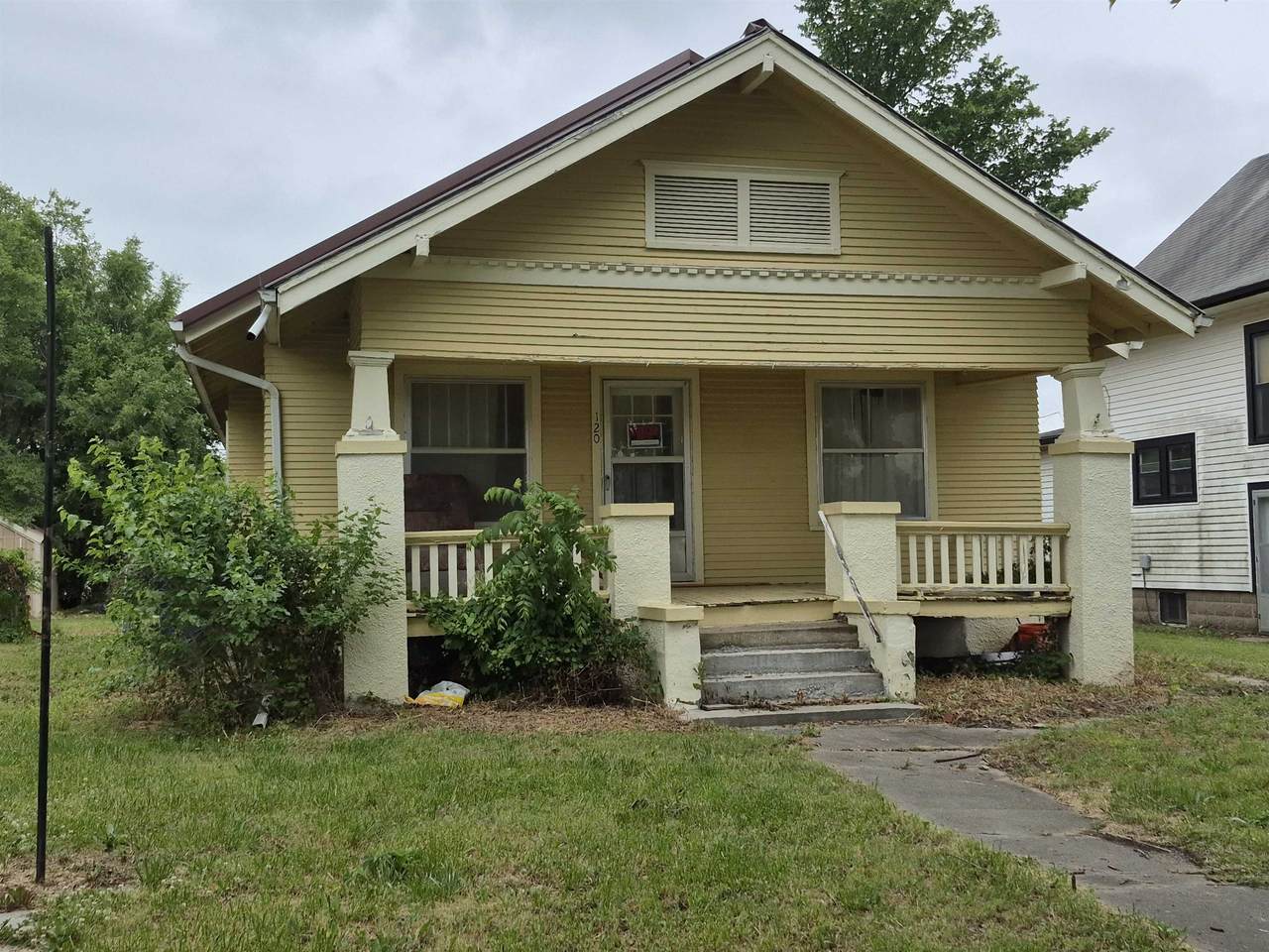 120 Oak St. - Photo 1