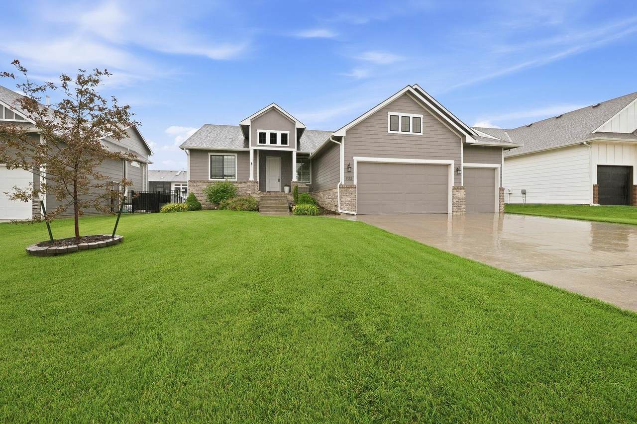 1132 Ledgestone St - Photo 1