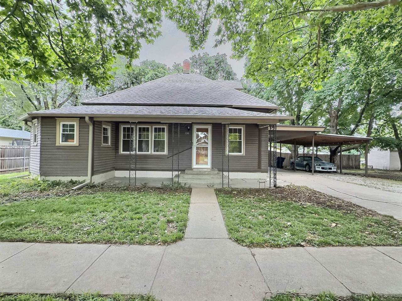 220 Church - Photo 1