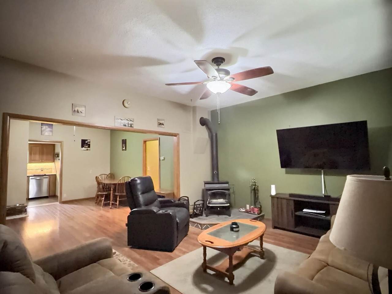 https://bt-photos.global.ssl.fastly.net/wichita/1280_boomver_1_673771-1.jpg