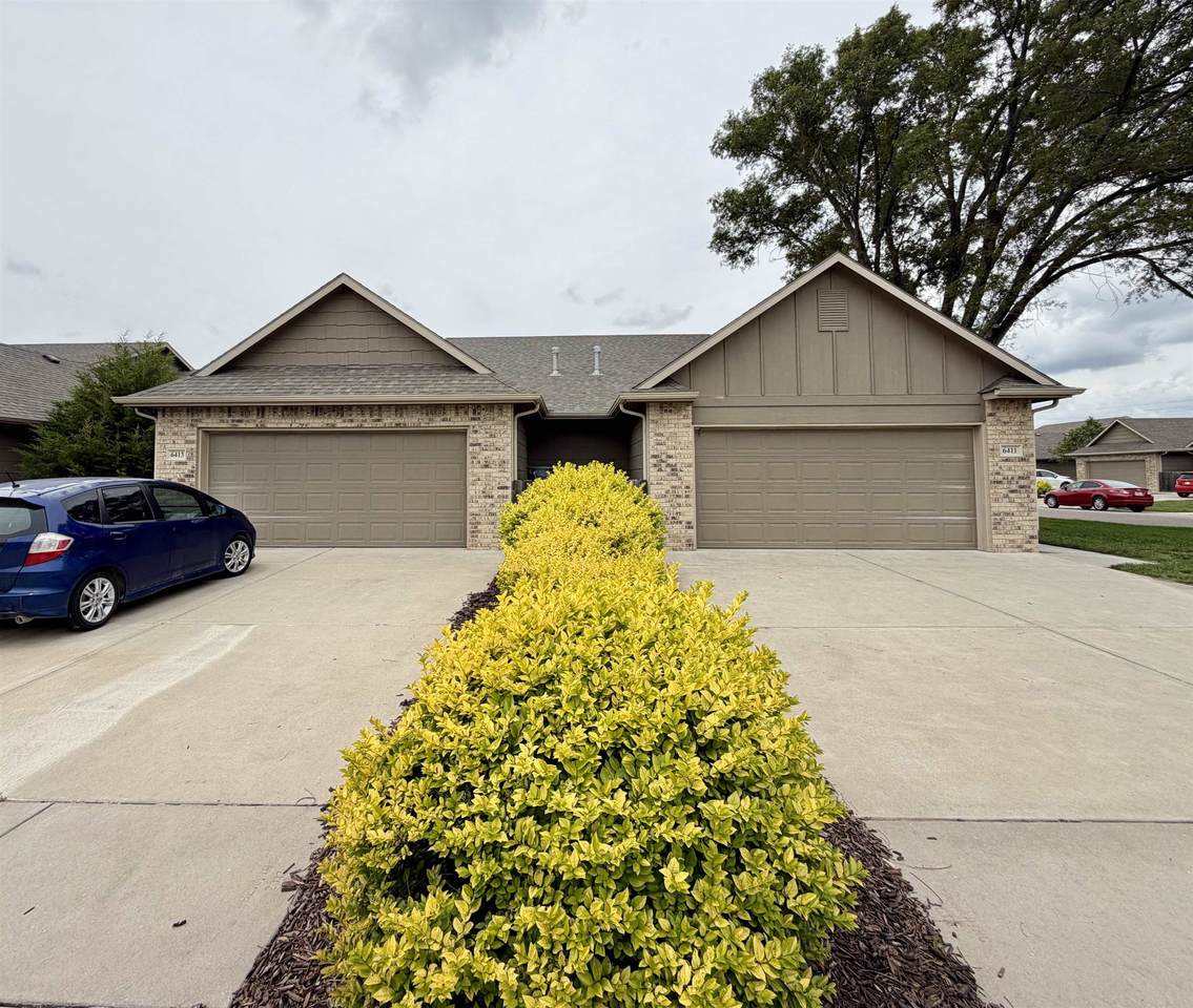 6411 Vassar Ave - Photo 1