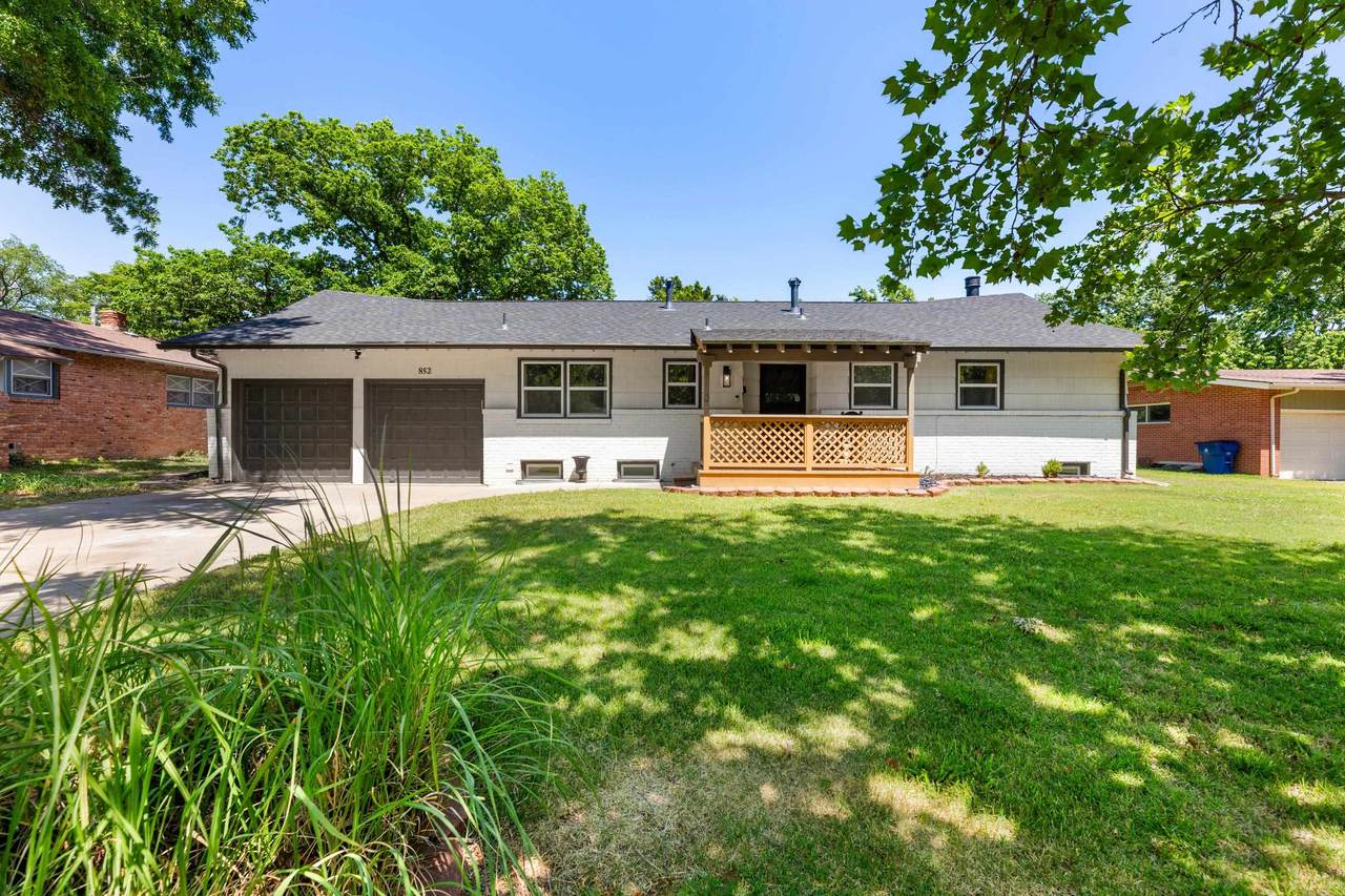 852 Caddy Ln - Photo 1