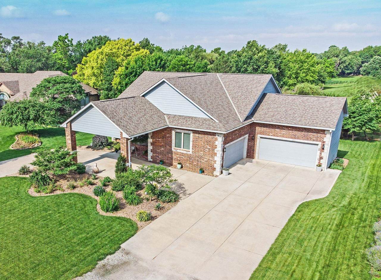 217 Grant - Photo 1