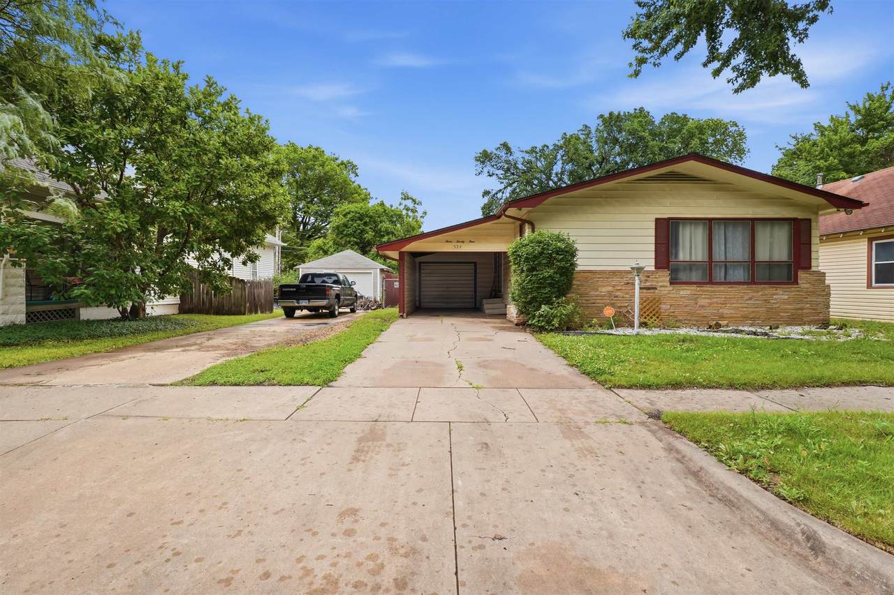 324 Green - Photo 1