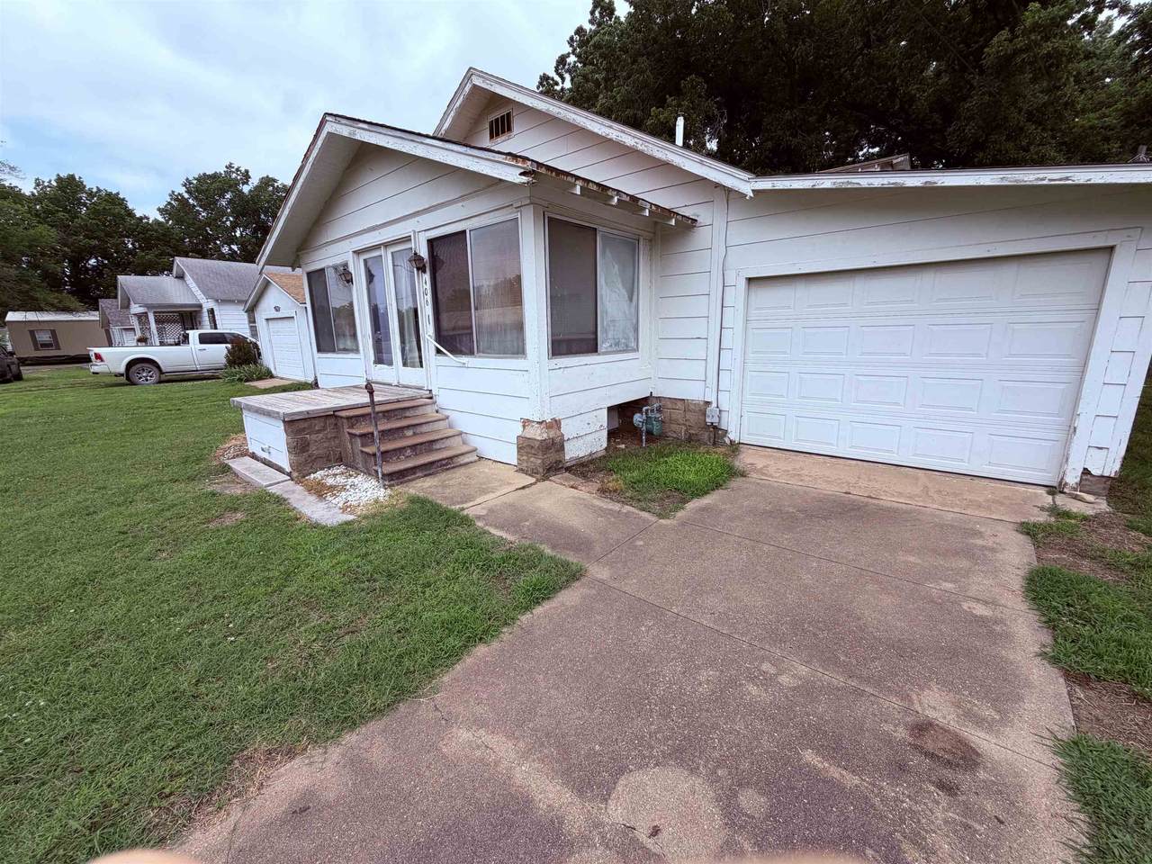 https://bt-photos.global.ssl.fastly.net/wichita/1280_boomver_1_674335-1.jpg