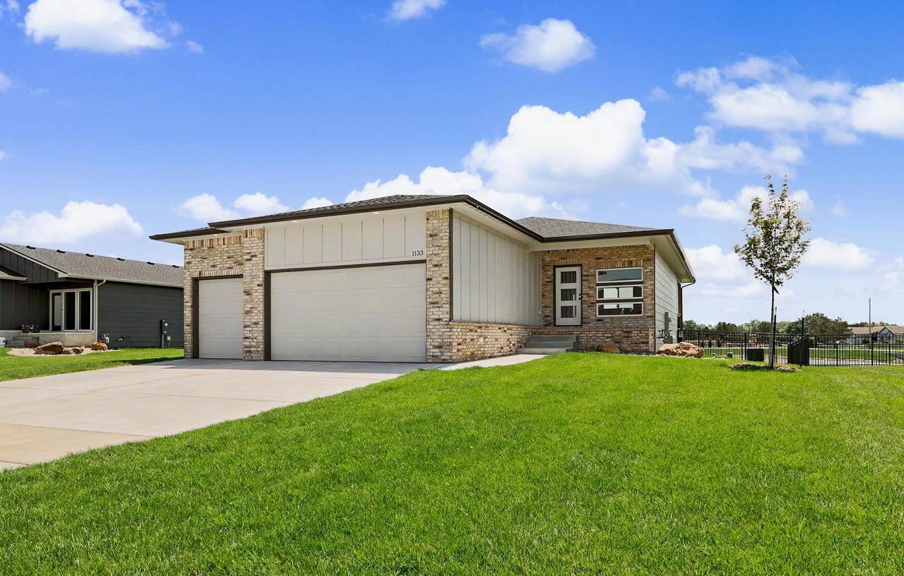 1133 Trek Cir - Photo 1