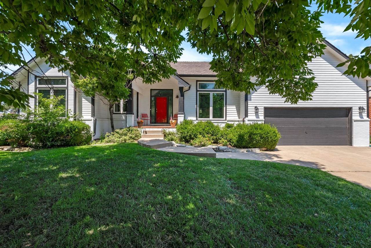 8024 Greenbriar Ct - Photo 1