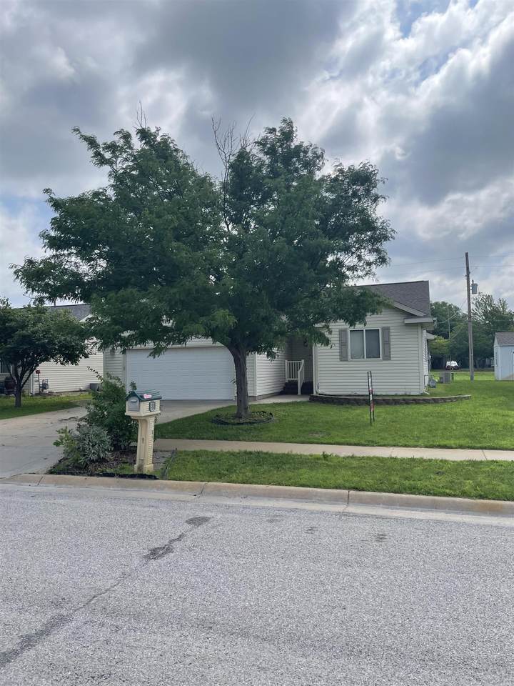 3306 Amanda St - Photo 1
