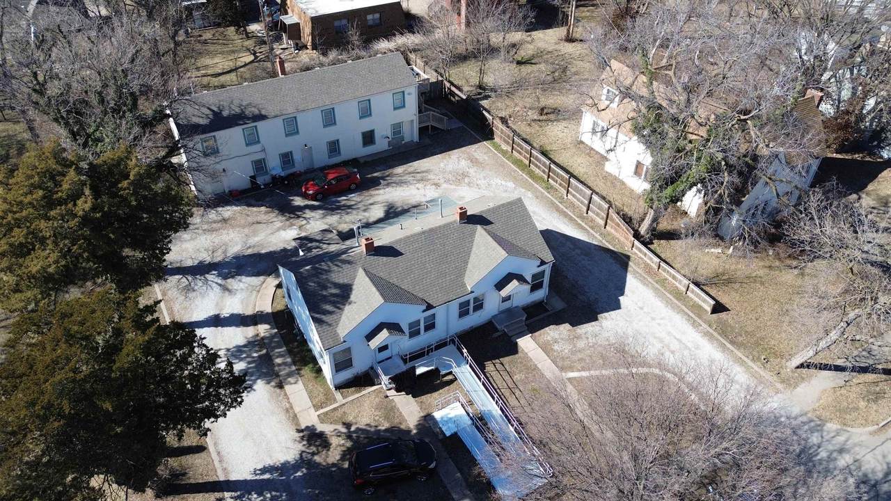 1627-1629 Fairmount Ave. - Photo 1