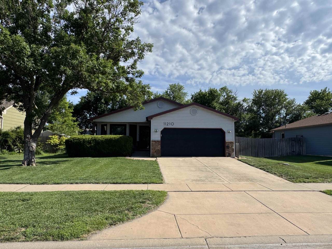 11210 Jewell St - Photo 1