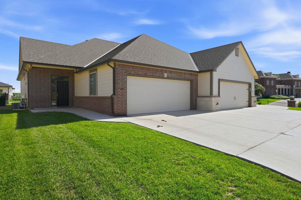 818 Mccloud Cir #109 - Photo 1