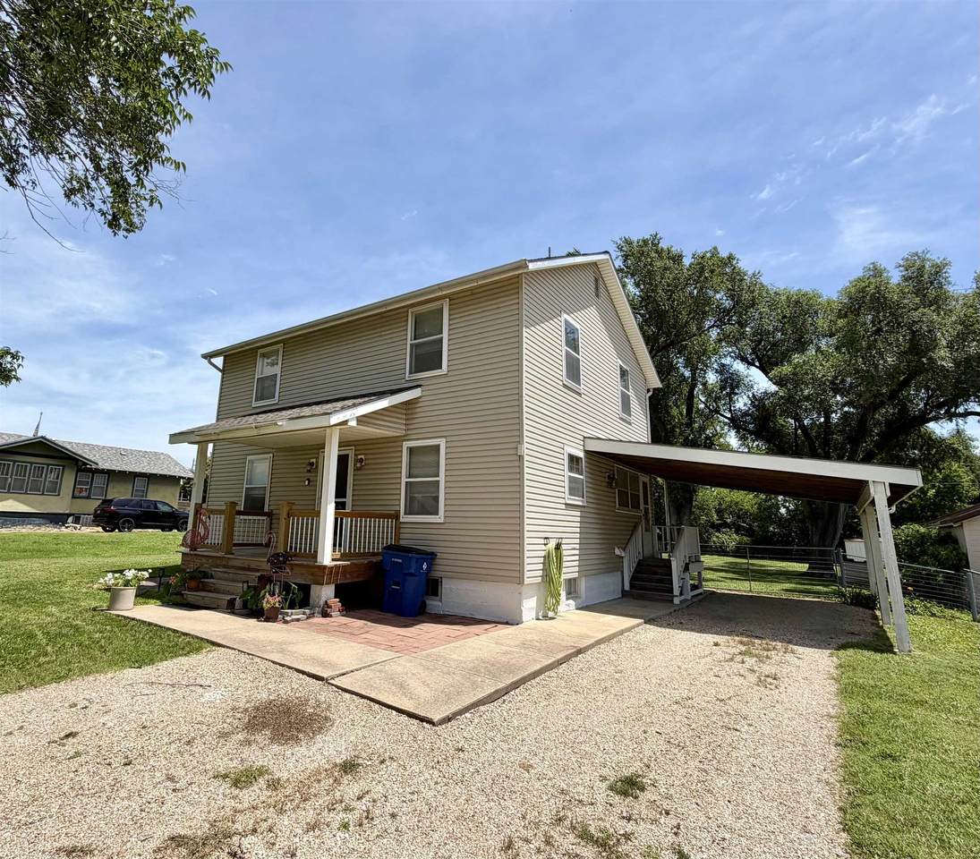 1510 Main St. - Photo 1