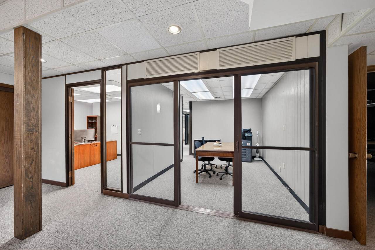 144 Oliver - Photo 1