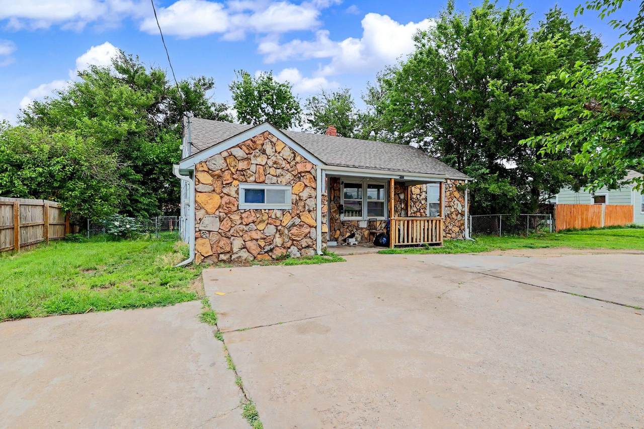https://bt-photos.global.ssl.fastly.net/wichita/1280_boomver_1_675174-1.jpg
