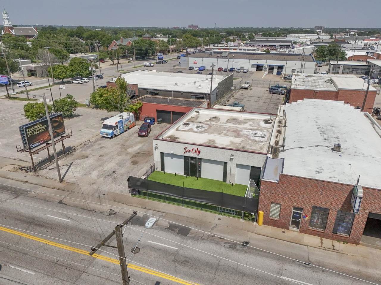 https://bt-photos.global.ssl.fastly.net/wichita/1280_boomver_1_675375-1.jpg
