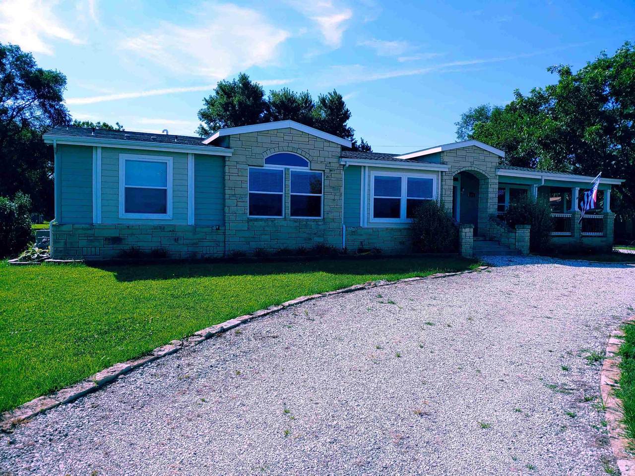 104 Mulberry - Photo 1