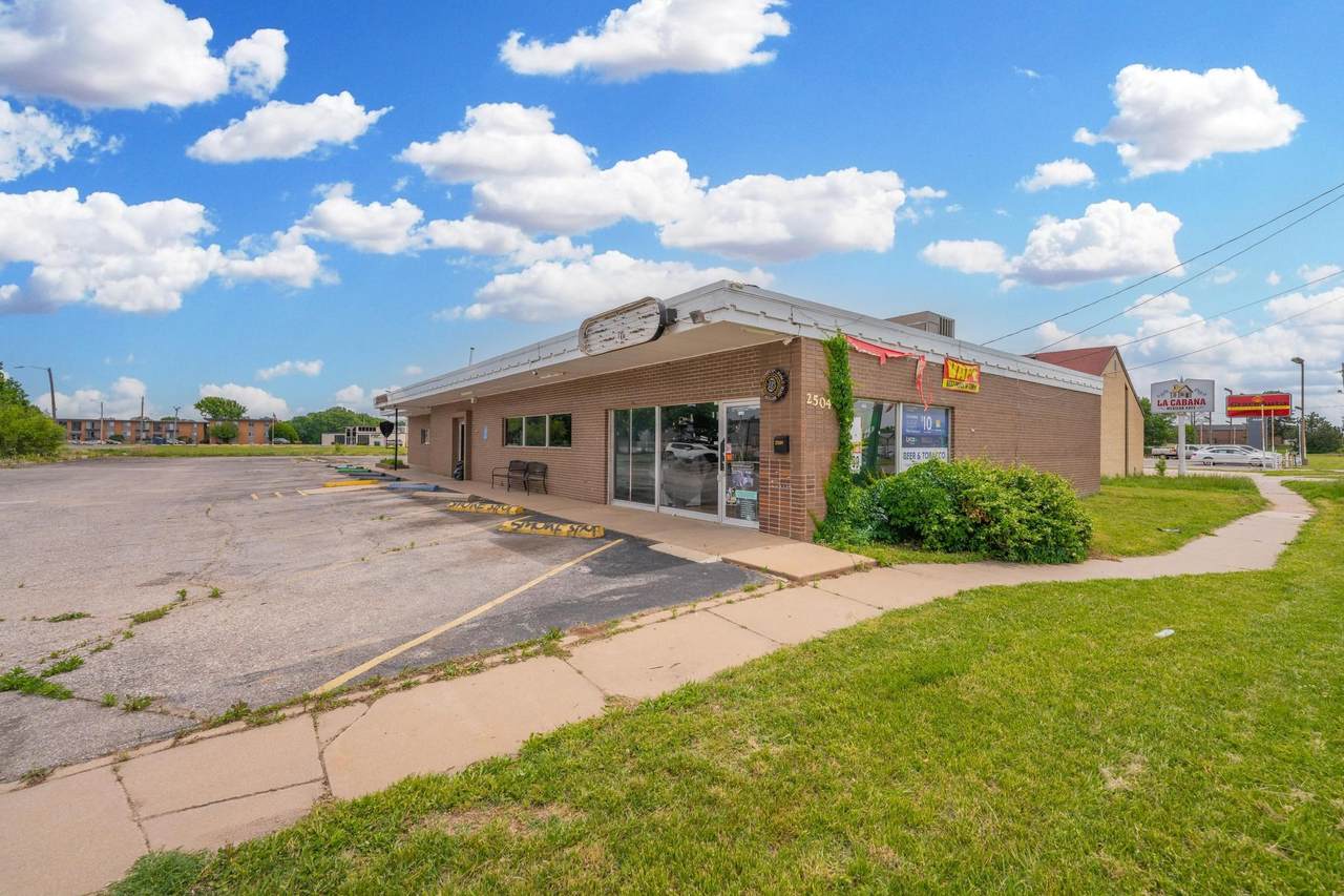 https://bt-photos.global.ssl.fastly.net/wichita/1280_boomver_1_675661-1.jpg
